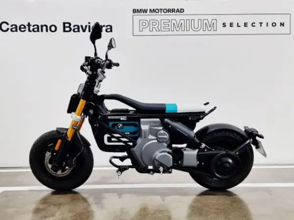 BMW Motorrad CE 02